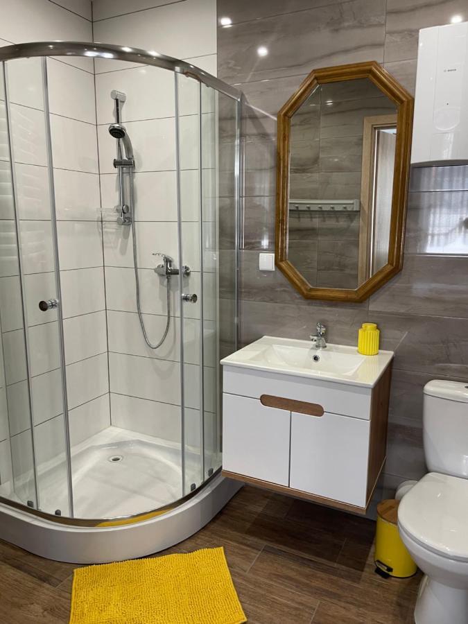 Cichy Zaulek 5 I 6 Apartment บรอดนิตซา ภายนอก รูปภาพ